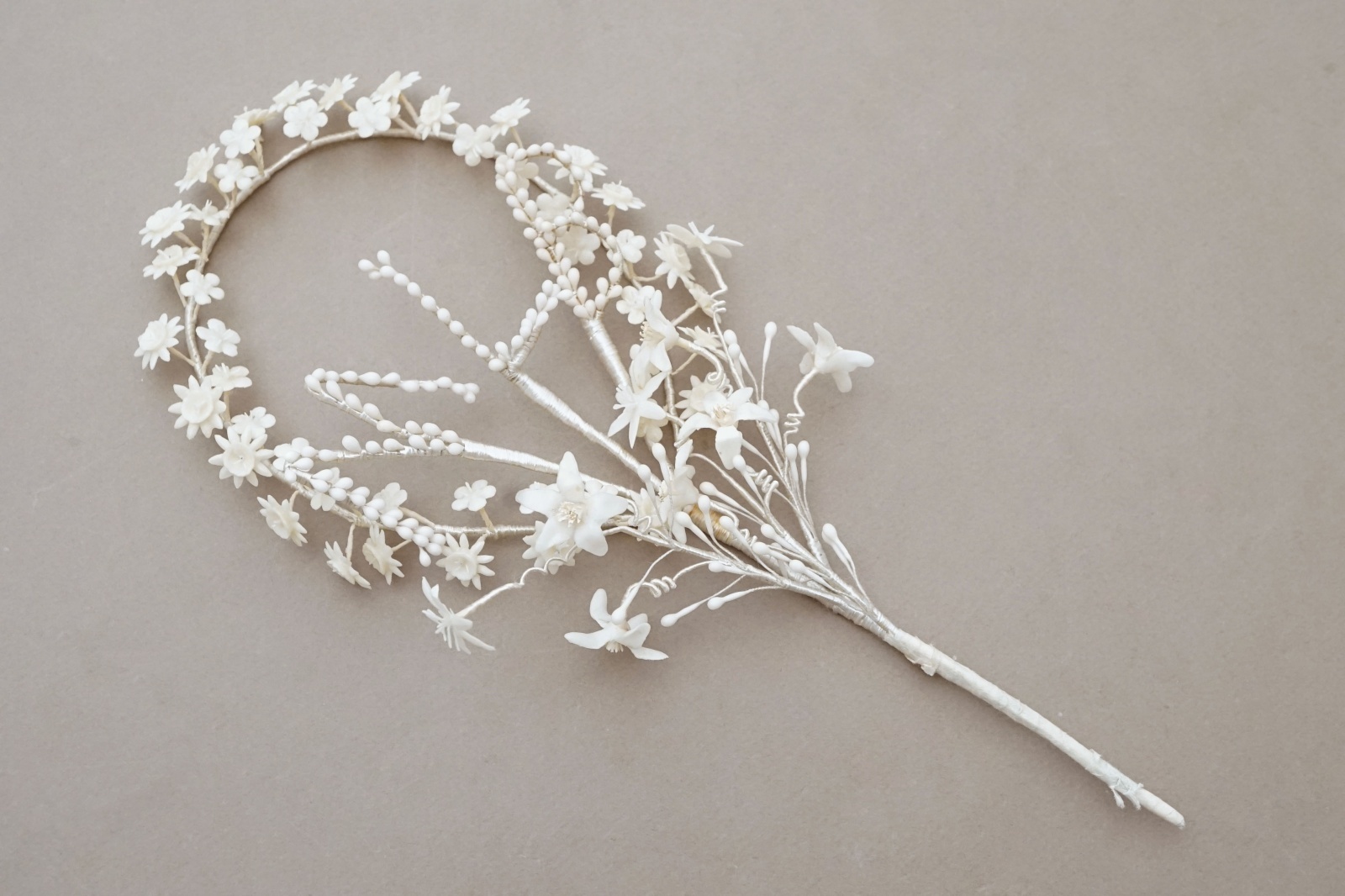 画像4: アンティーク ワックスフラワーのブーケ イニシャル  [ MLB ]  結婚式 ウェディング (4)