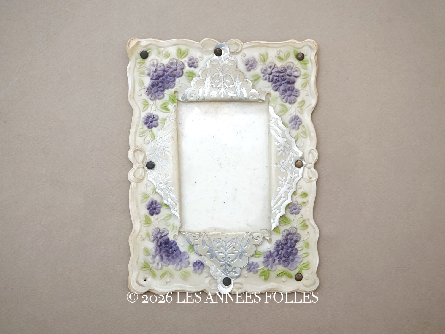 画像1: ＊蚤の市＊ セルロイドのフォトフレーム 紫の花 ヘリオトロープ (1)