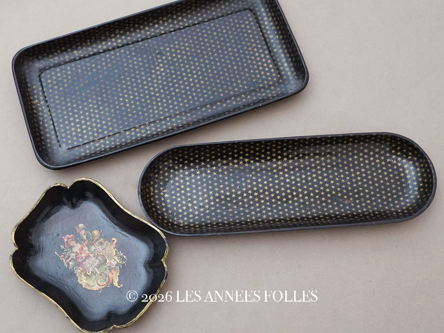 画像1: ＊蚤の市セット＊アンティーク 19世紀 星柄 トレイ 3点セット パピエマシェ (1)