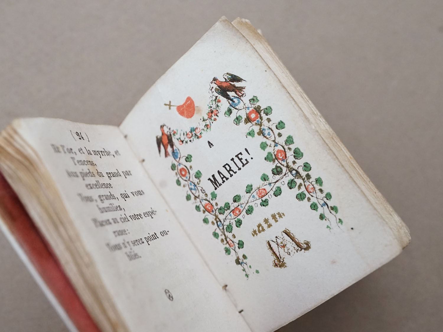 画像11: 19世紀 アンティーク ドール用 ミサ用 子ども用聖歌集 ボーン製 ドールハウス MESSE (11)