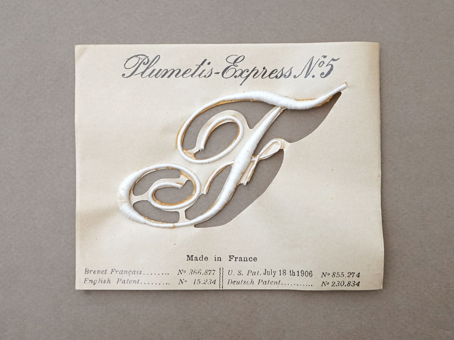 画像4: 1900年頃 アンティーク 箱入り イニシャルシート モノグラム 2シート【F】-N°5- INITIALES BRODEES PLUMETIS-EXPRESS (4)