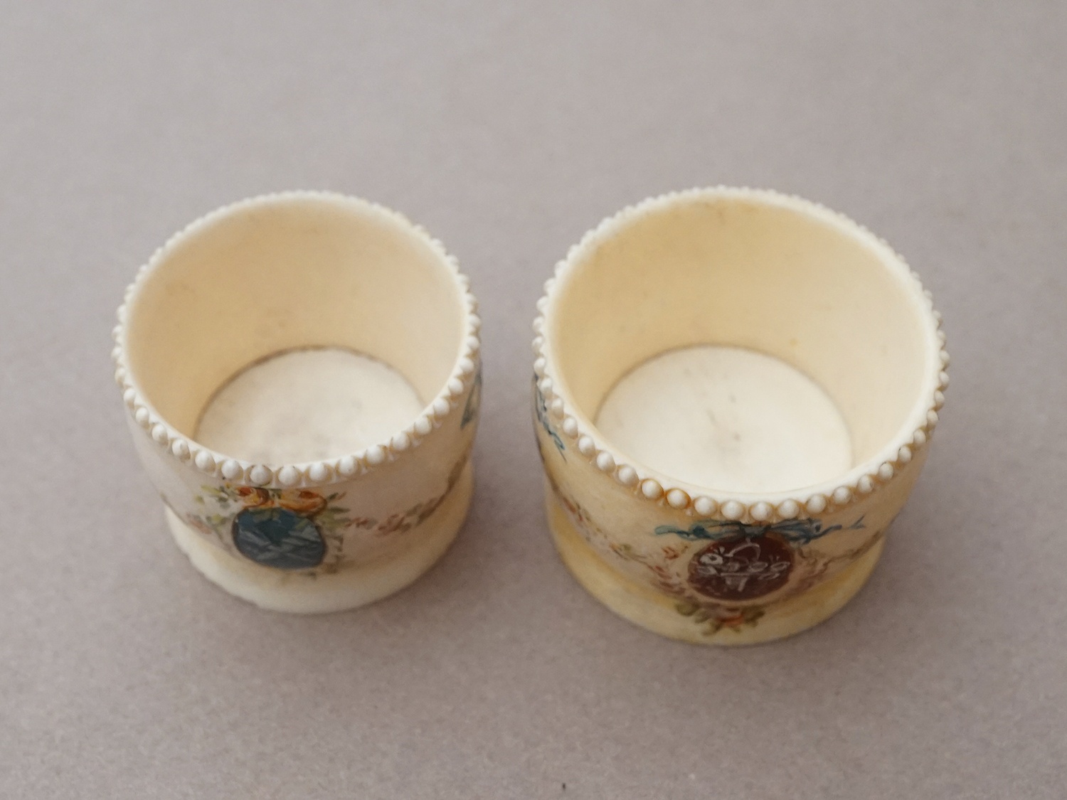 画像7: ＊蚤の市＊アンティーク キャビア用 小さなポット＆スプーンのセット (7)