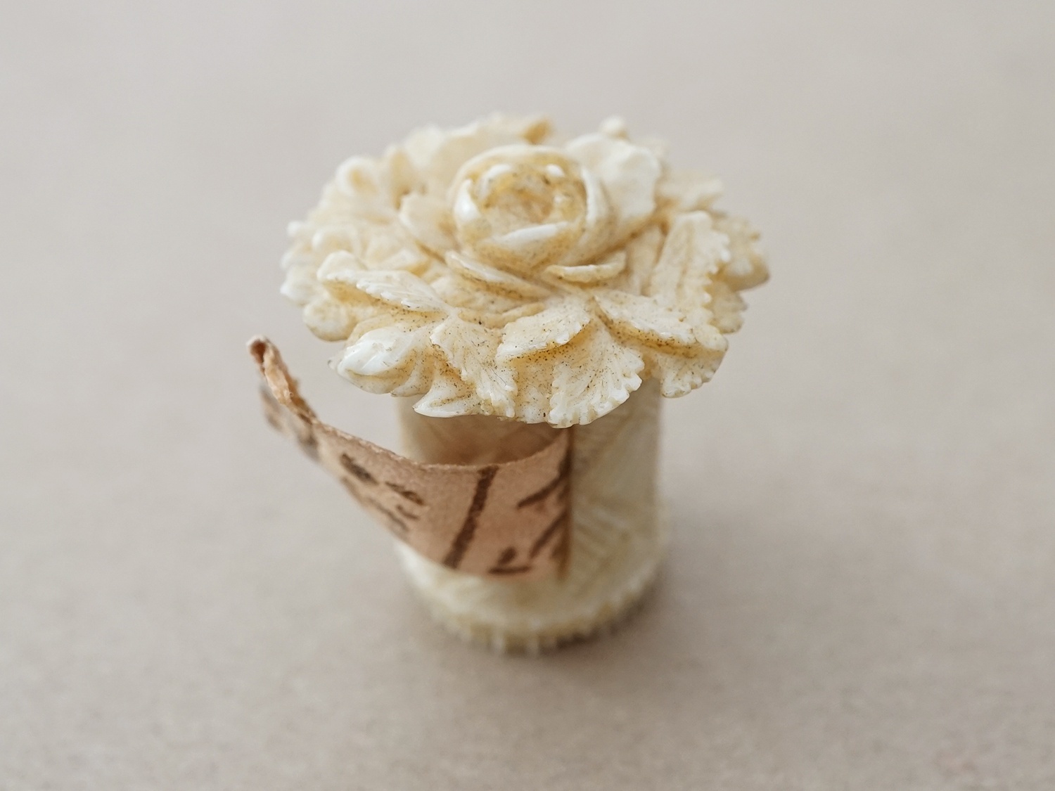 画像4: 19世紀末 アンティーク メジャー 薔薇 (4)