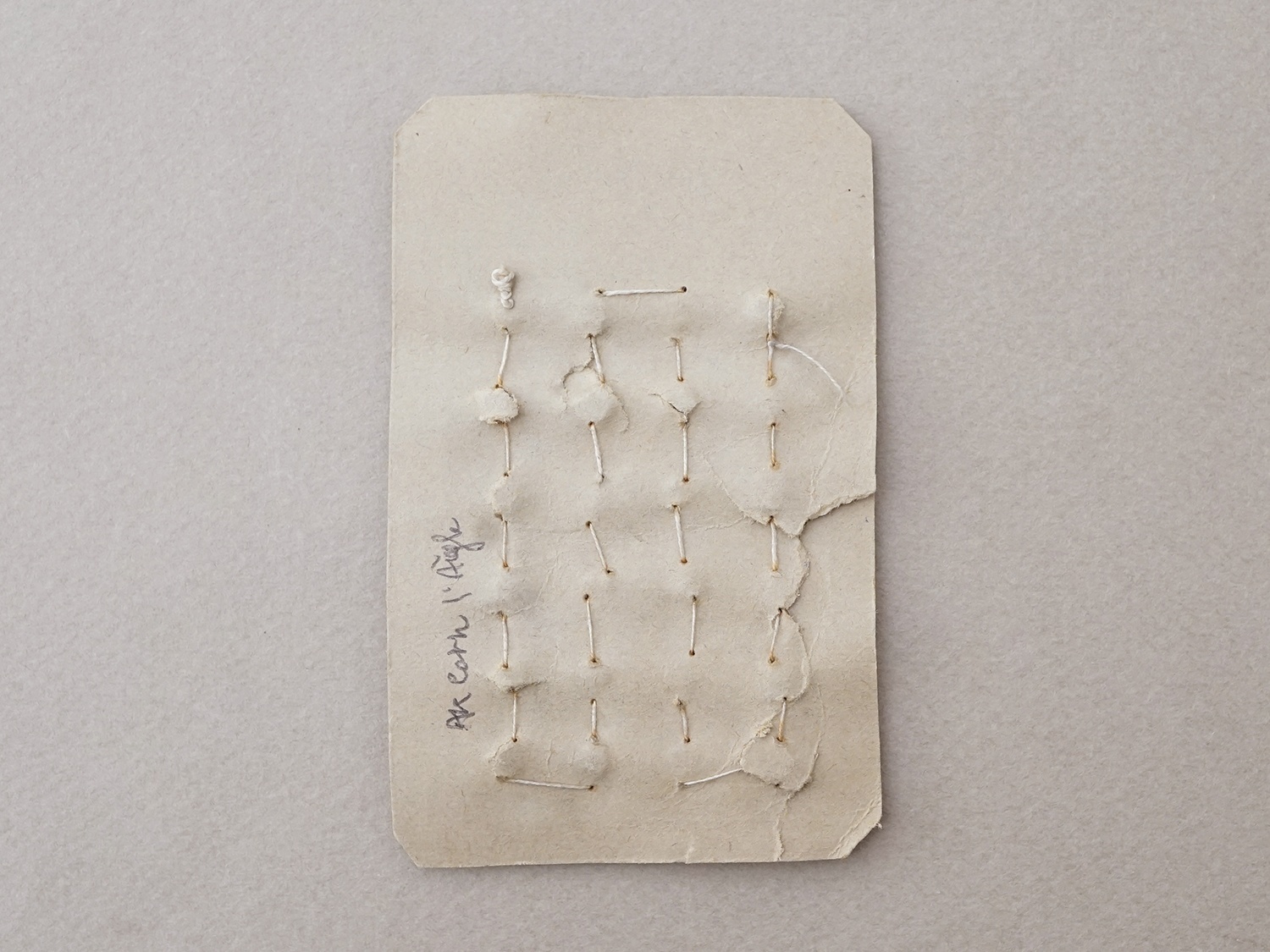 画像6: アンティーク マザーオブパール製 ボタン ホワイトパープル 6.5mm 24ピース シェルボタン  (6)