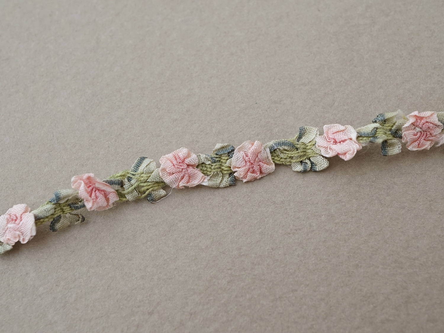 画像4: アンティーク シルク製 薔薇のロココトリム ピンク ロココリボン 28cm (4)