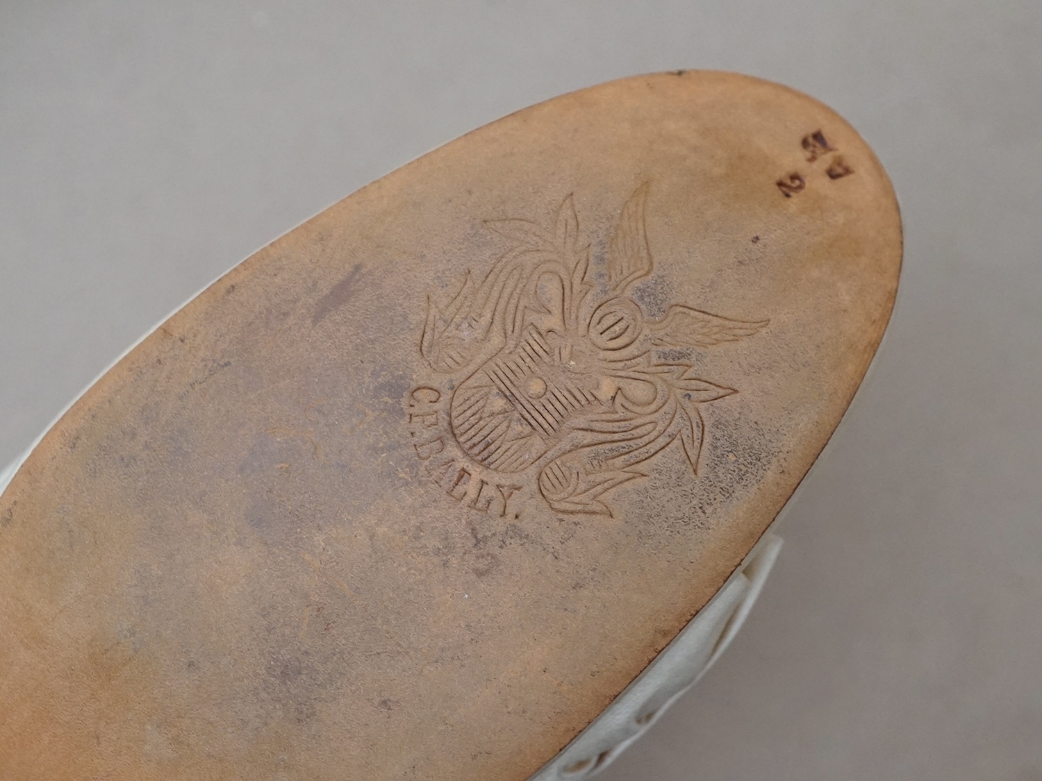 画像7: 19世紀末 アンティーク ウェディング シューズ オフホワイト - C.F.BALLY - (7)