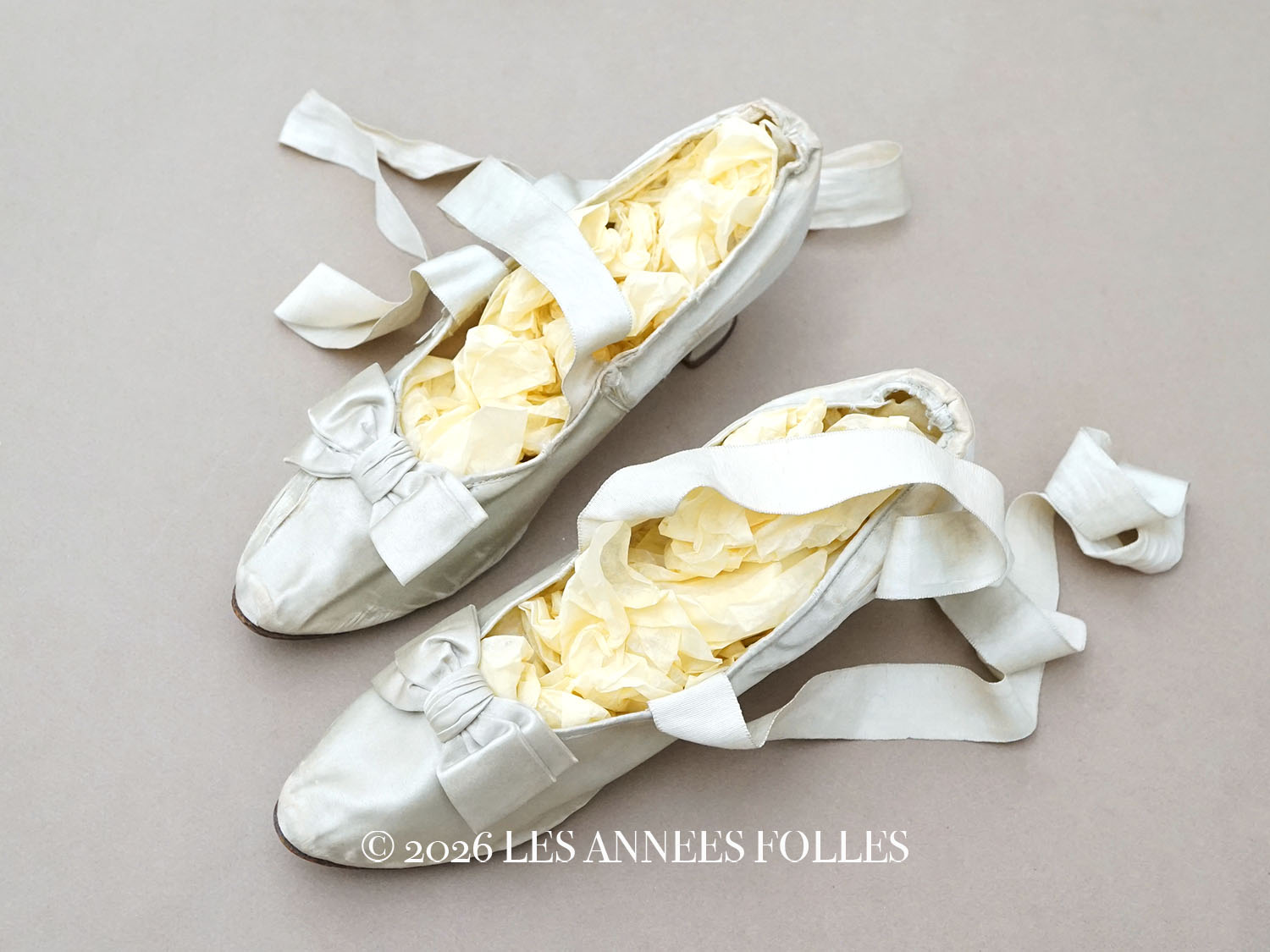 画像1: 1900年頃 アンティーク ウェディング シューズ パウダーブルー (1)