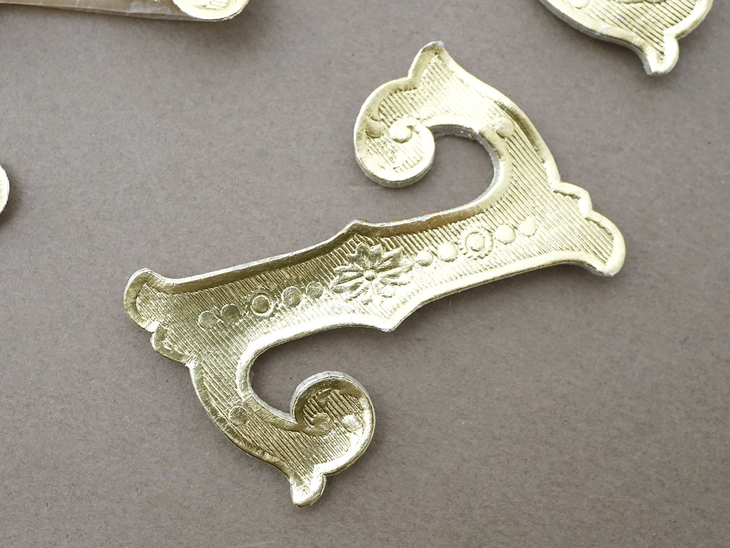 画像4: ＊蚤の市セット＊19世紀末 イニシャル アルファベットのラベル 2種のセット  (4)