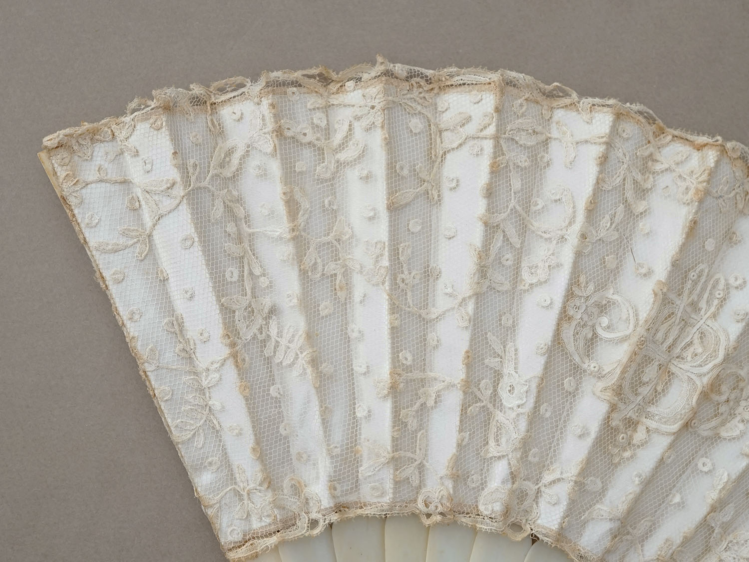 画像3: ＊蚤の市＊19世紀末 アンティーク レースのファン　 (3)