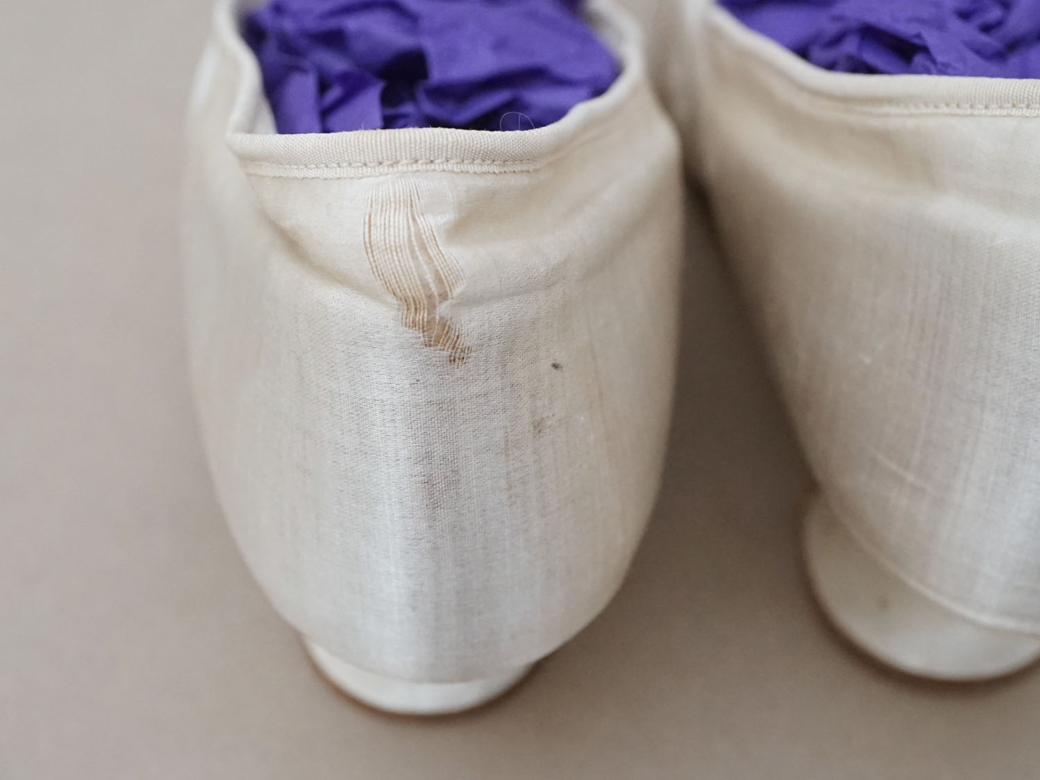 画像7: アンティーク ウェディング シューズ オフホワイトのシルクサテン (7)