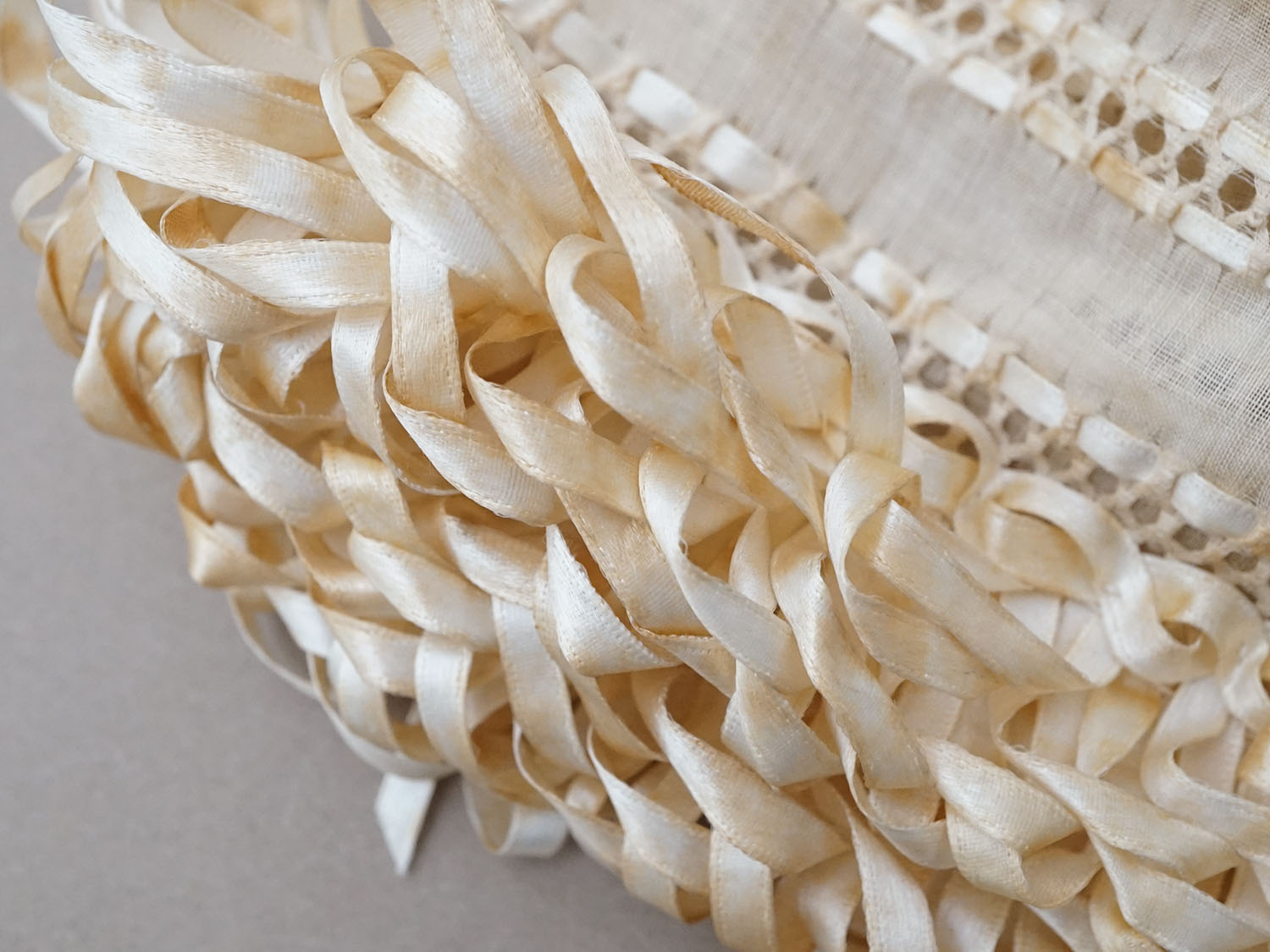 画像5: ＊蚤の市＊1900年頃  アンティーク ベビー用 ボネ (5)