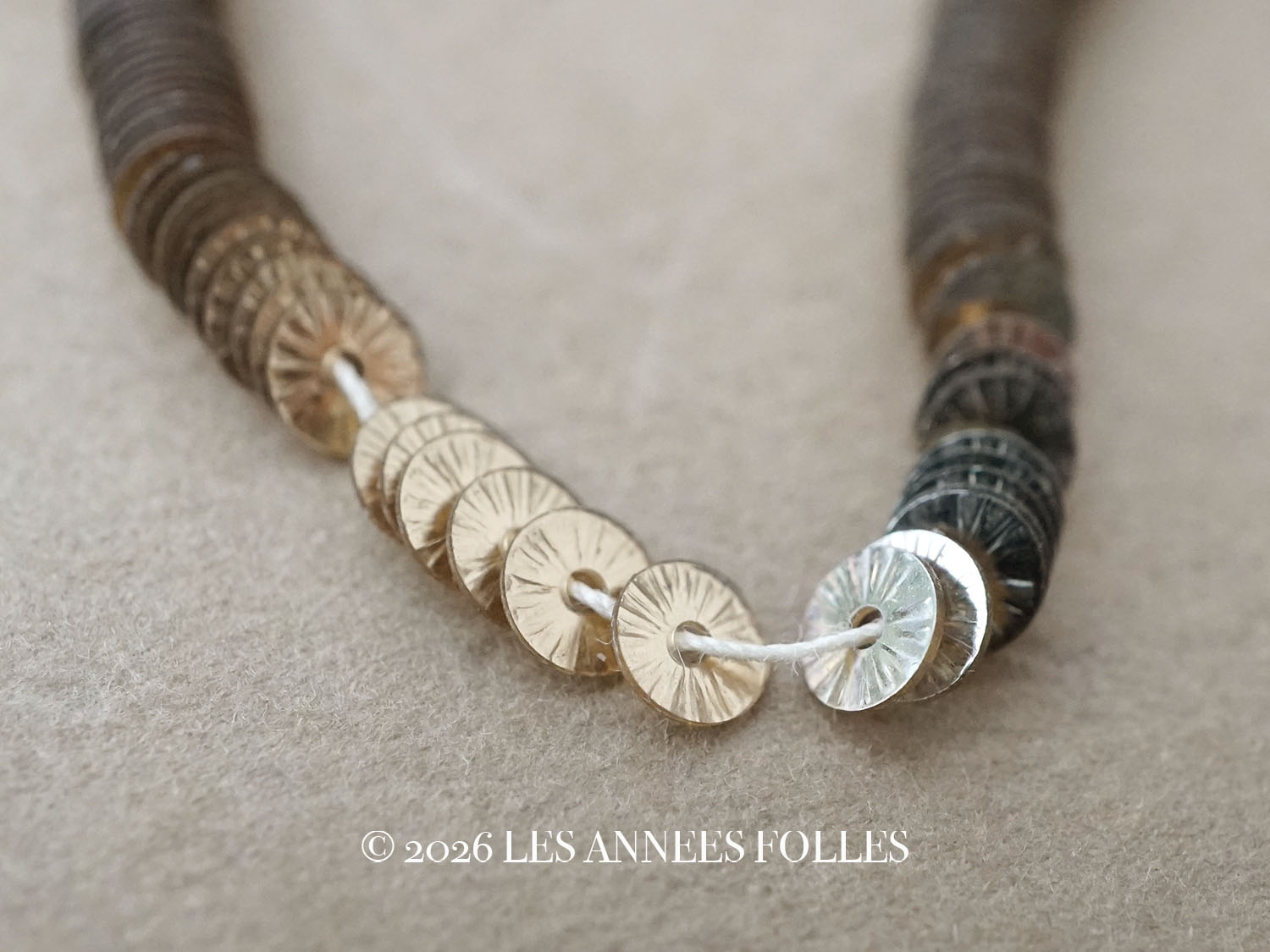 画像1: アンティーク ゼラチン製  スパンコール ソレイユ 4mm シルバー & シャンパンゴールド  ダブルフェイス (1)