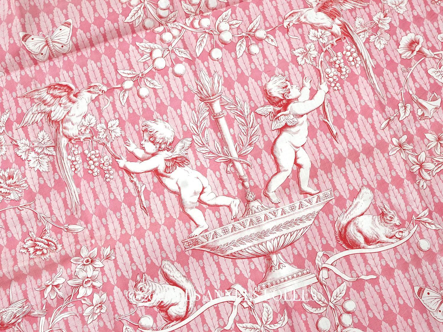 画像1: 未使用 1900年頃 アンティーク 天使＆栗鼠＆蝶々 コットン製ファブリック  200×78cm (1)