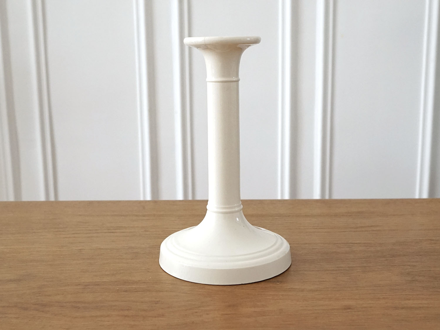 画像2: ＊蚤の市＊ アンティーク キャンドルホルダー 燭台 オフホワイト SARREGUEMINES窯  (2)