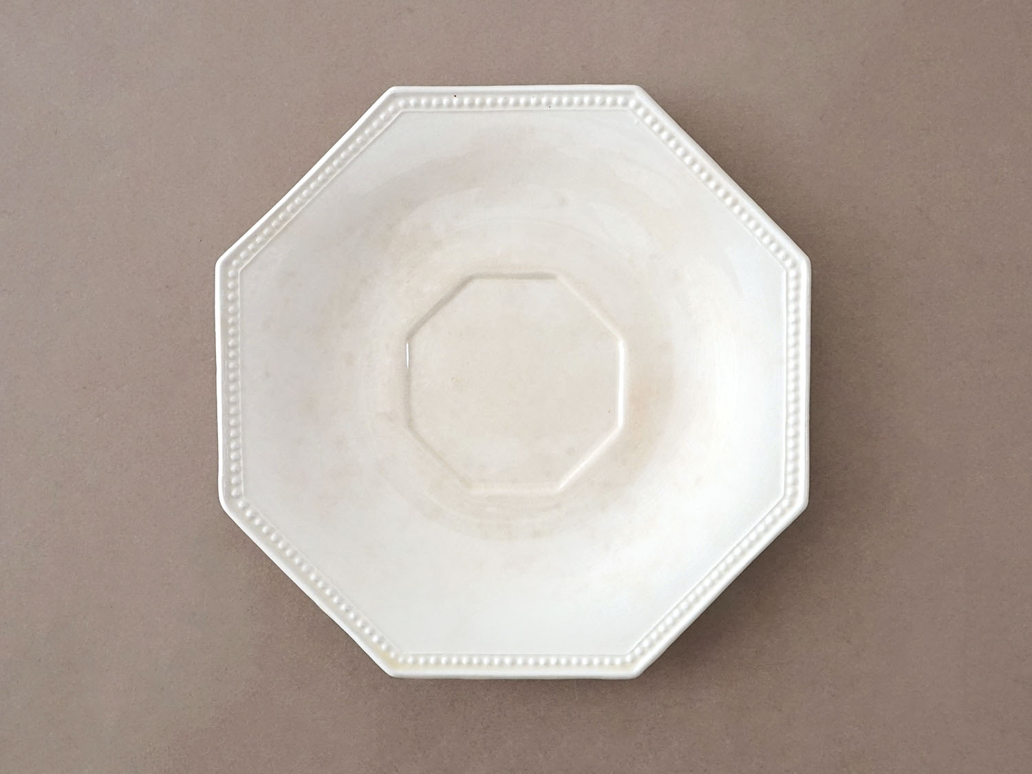 画像2: ＊蚤の市＊19世紀 アンティーク オクトゴナル コーヒーソーサー モントロー窯 - MONTEREAU - (2)