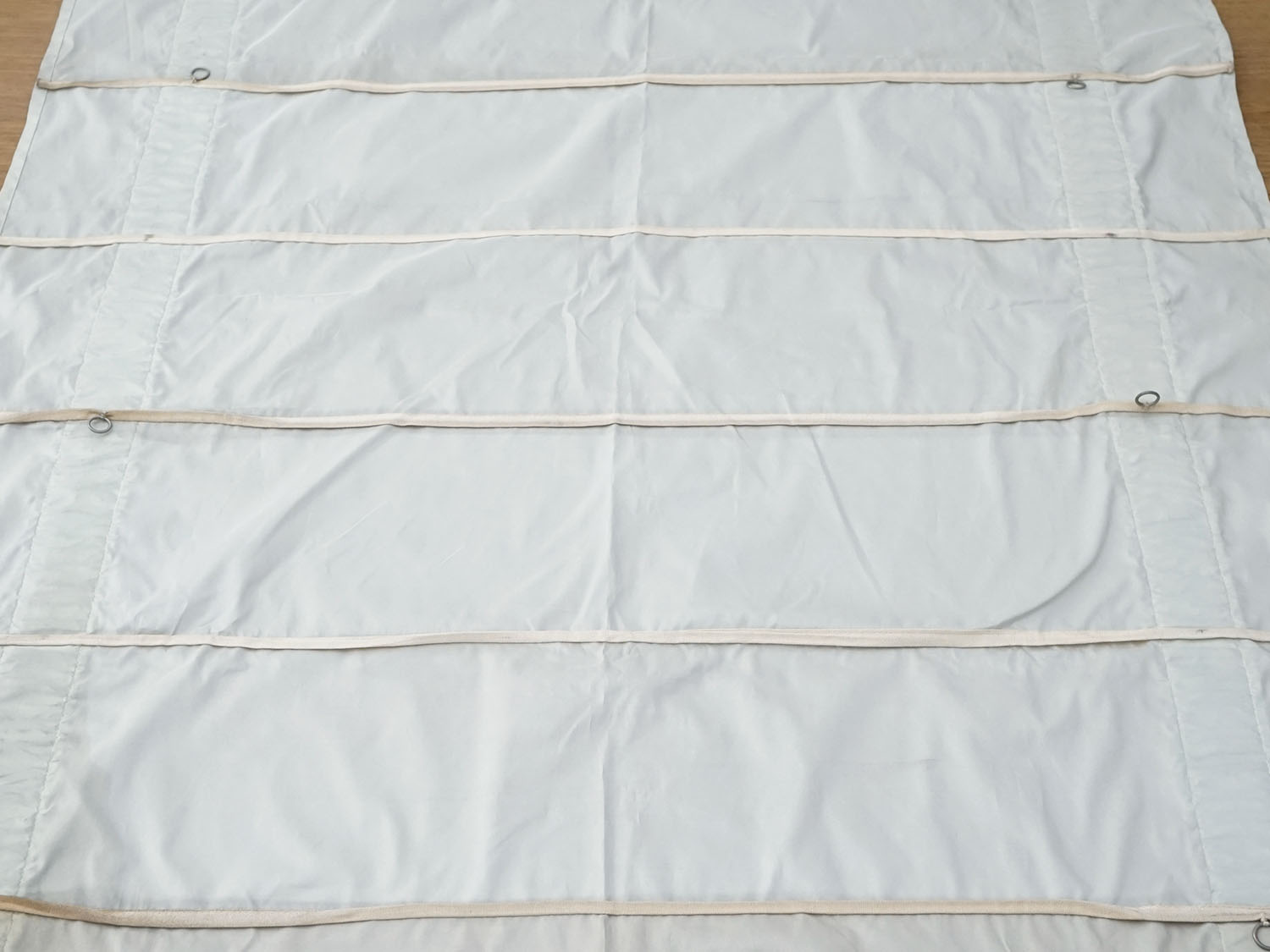 画像15: ＊蚤の市＊ 1920年頃 アンティーク ドアウェイカーテン 98×248cm 引き上げ式 (15)