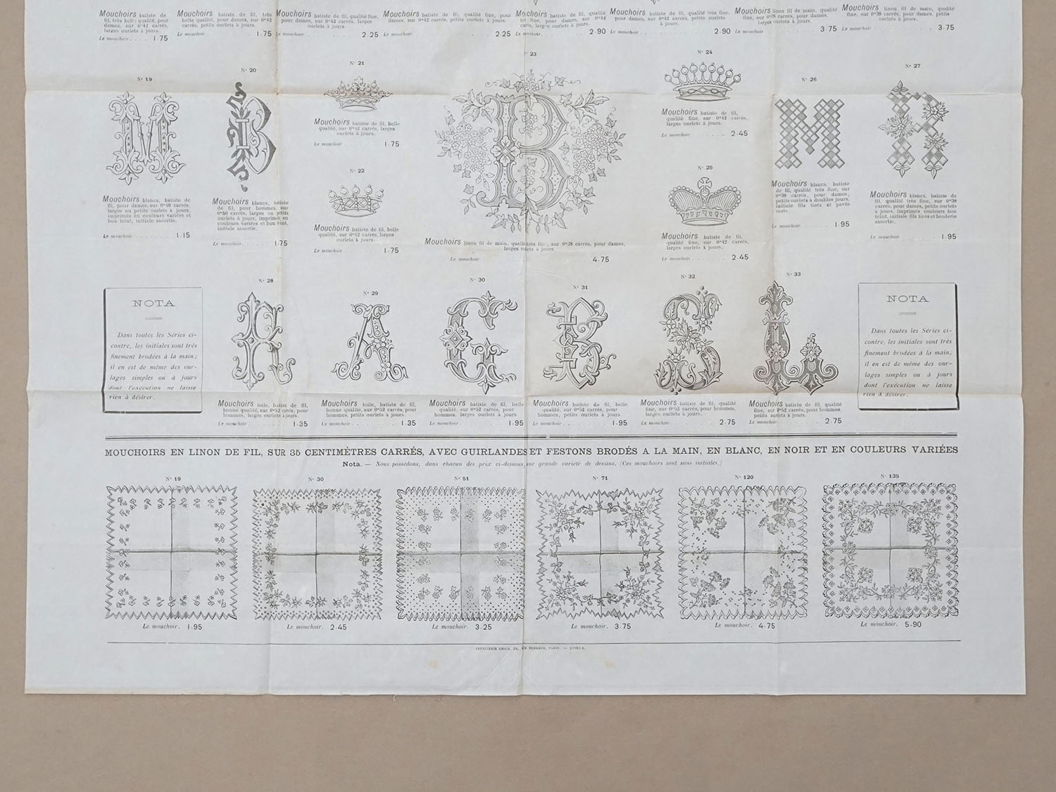 画像4: アンティーク ボンマルシェ百貨店 大判 カタログ ハンカチ用 イニシャル 刺繍図案 52.5×63cm COMPTOIR SPECIAL DES MOUCHOIR DE POCHE - AU BON MARCHE -  (4)